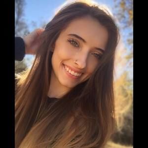 Meet your Posher, Daysha